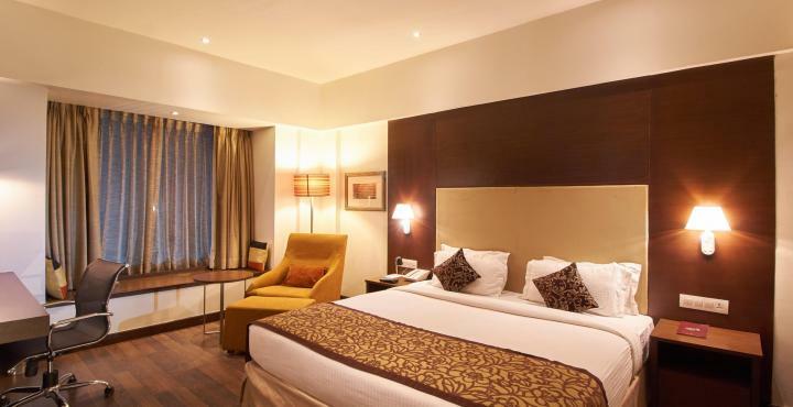 Hotel Platinum Rajkot Exterior foto